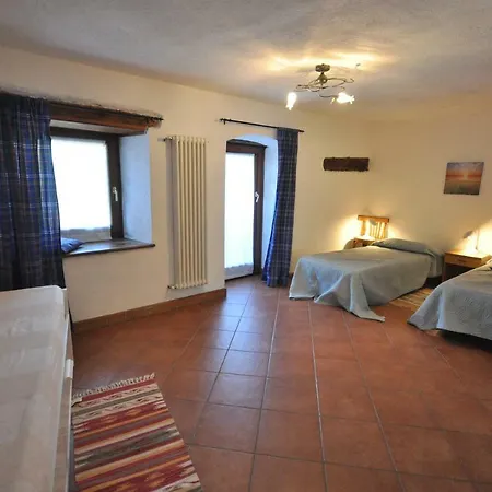 La Casa Dei Tre Gufetti בית נופש *