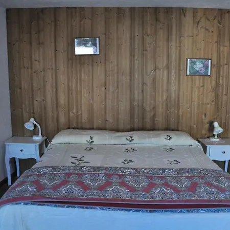 La Casa Dei Tre Gufetti בית נופש *